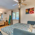Maison Sur La Mare Nyaraló