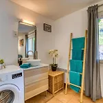 Maison Sur La Mare