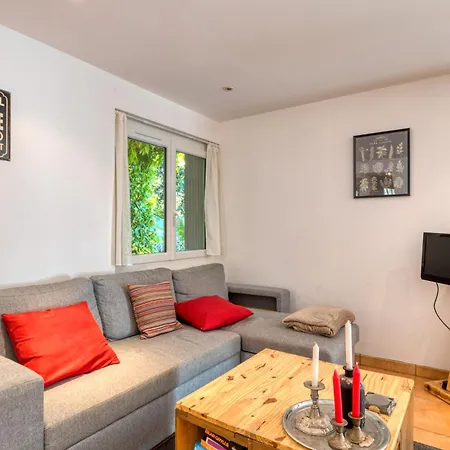 Maison Sur La Mare Villemagne-l'Argentiere